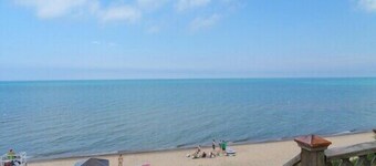 Blocks To Beach Golf Tennis Park & Lake MI Sunsets