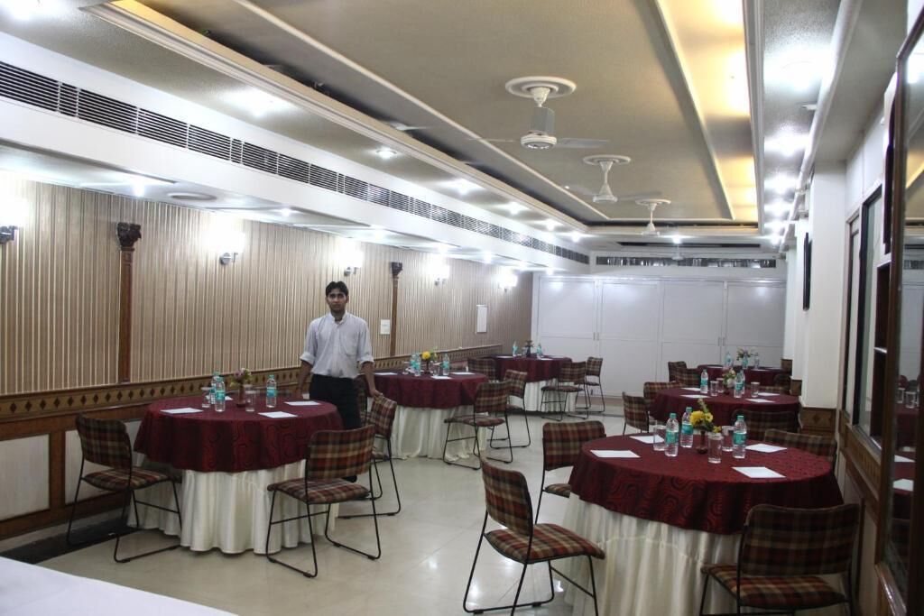 Photo - Hotel Amar Inn by Quadis - Lajpat Nagar