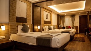 Family Room - Cocoon By Morpho Rain Lily Green Park (Darjeeling)