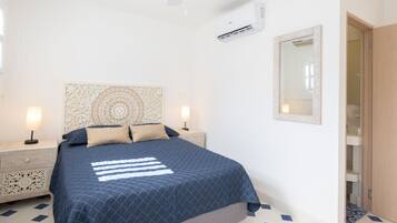 5 bedrooms, iron/ironing board