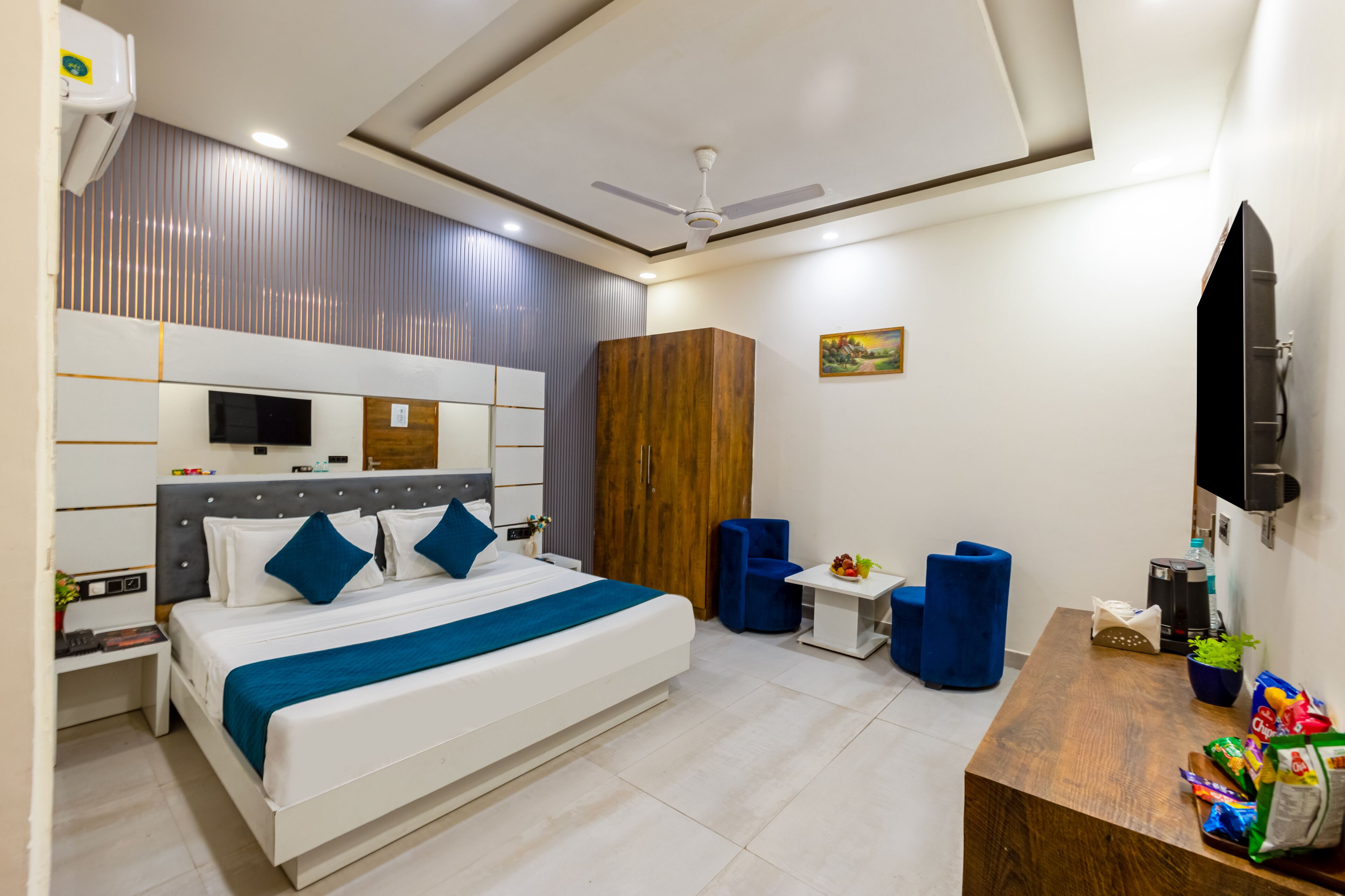 Photo - The Metro Stay by ASPL