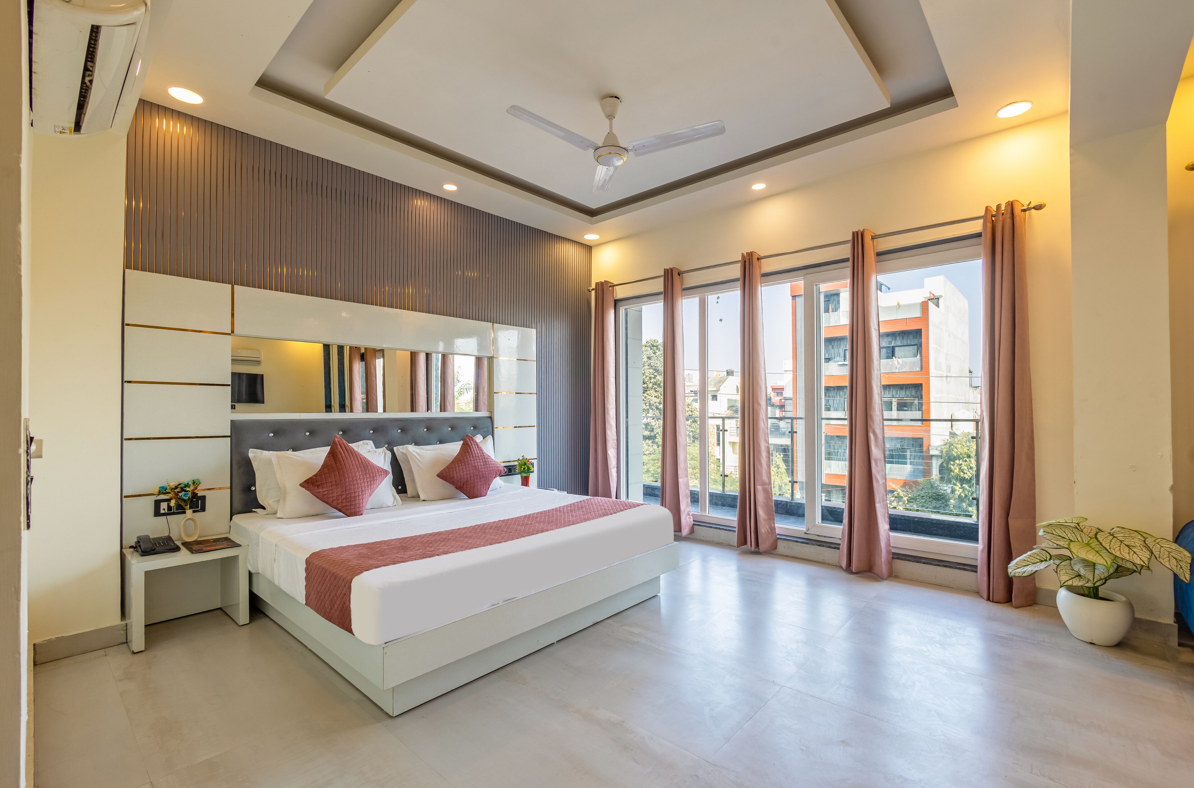 Presidential Room | Soundproofing, free WiFi