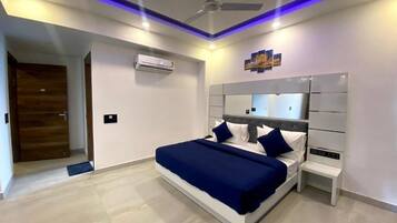 Soundproofing, free WiFi