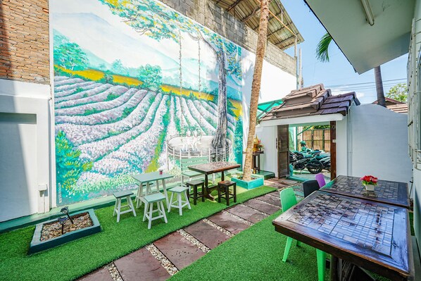 Courtyard - Kaysorn Residence (Chiang Mai)