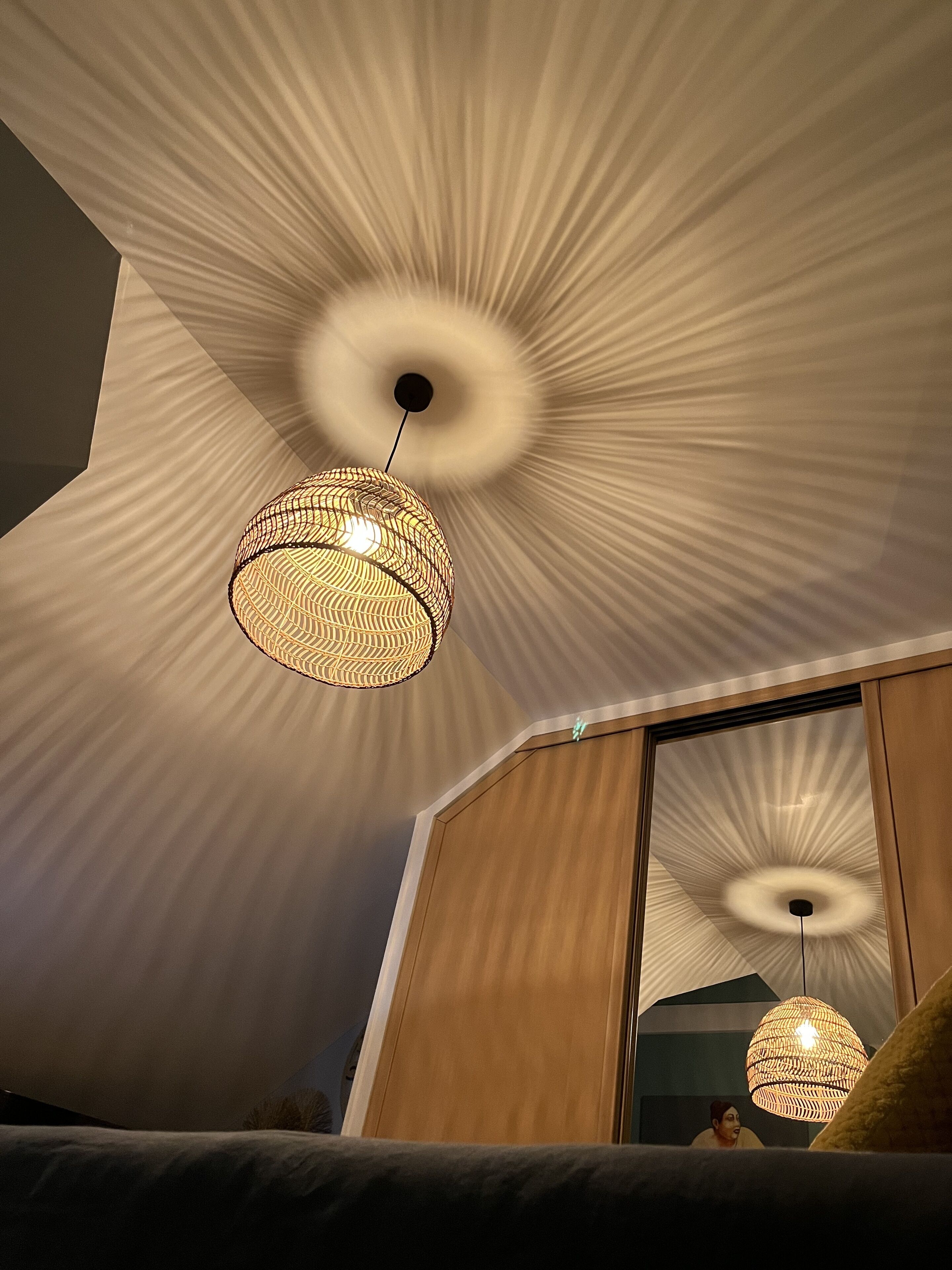 Habitación Confort | Decoración personalizada, muebles diferentes y wifi gratis 