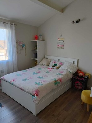 4 chambres, Wi-Fi, draps fournis