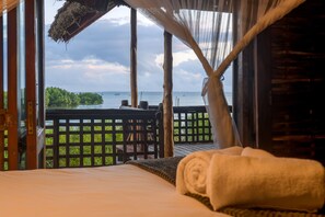 Wifi gratis y ropa de cama