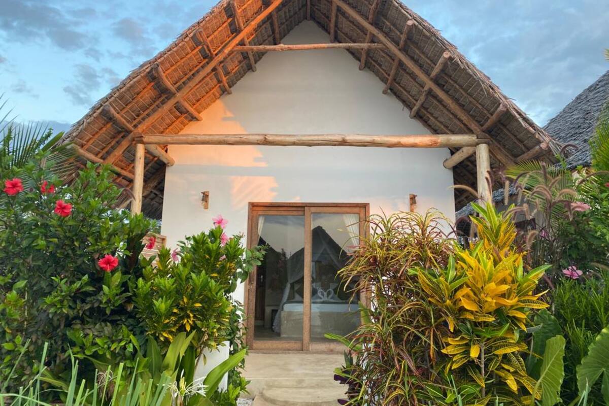 1 bedroom, in-room safe, WiFi (free)