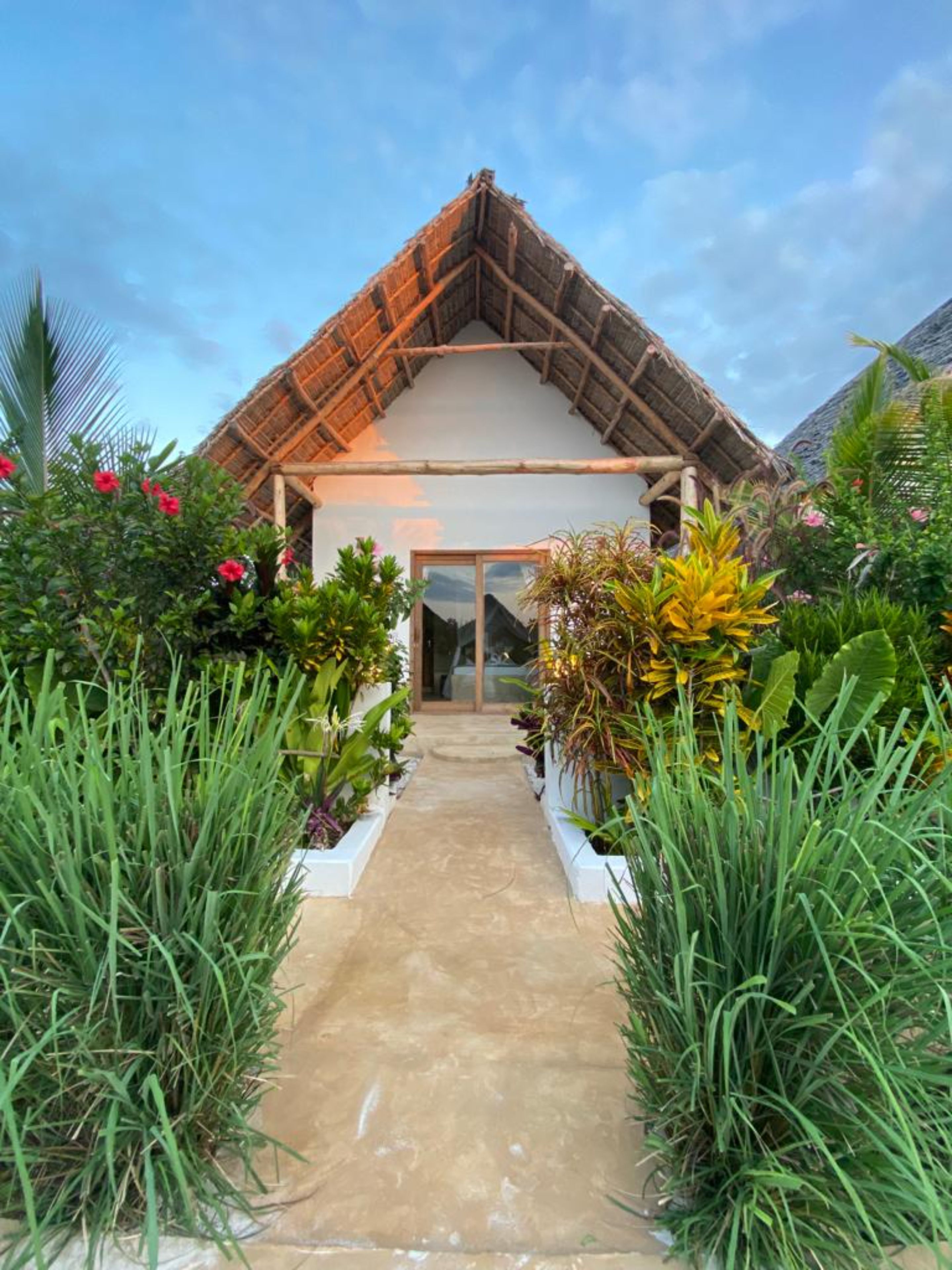 Deluxe Bungalow | 1 bedroom, in-room safe, free WiFi