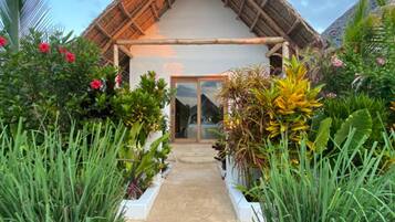 Deluxe Bungalow | 1 bedroom, in-room safe, free WiFi