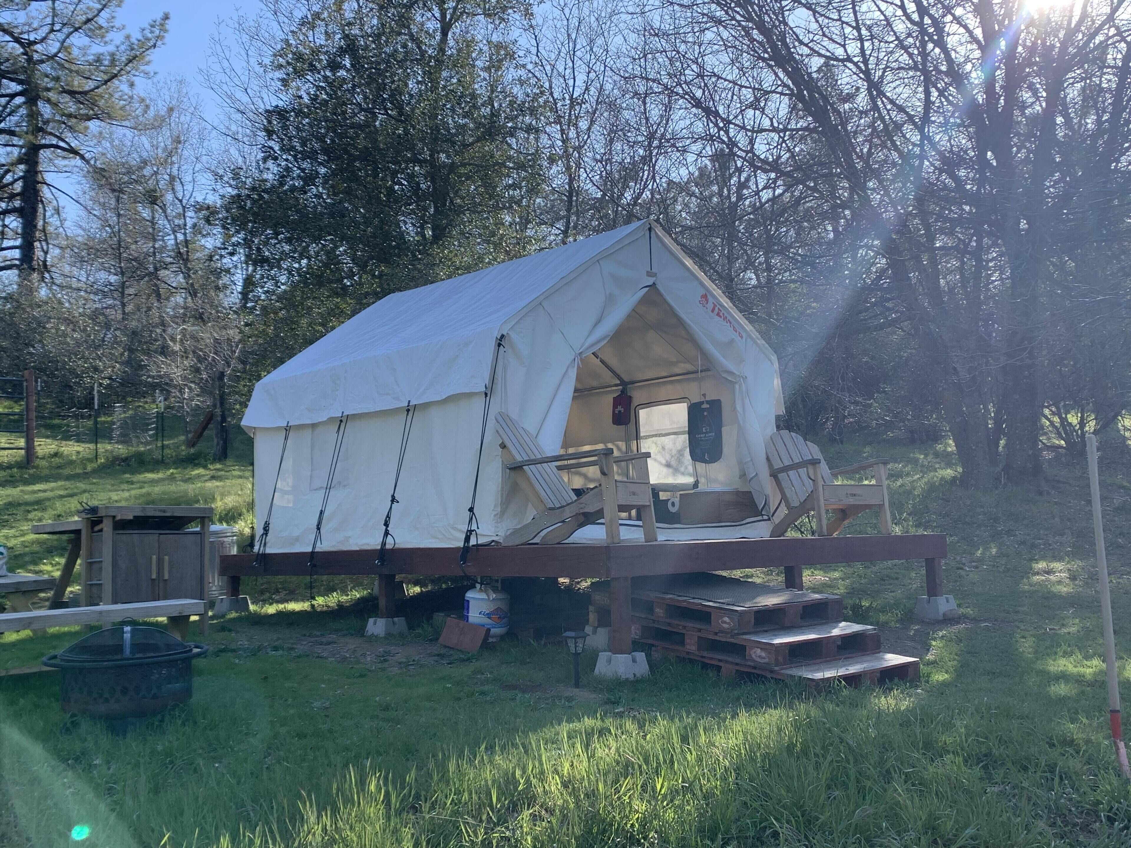 Tentrr Signature Site - The View Point~Come Catch the View!!