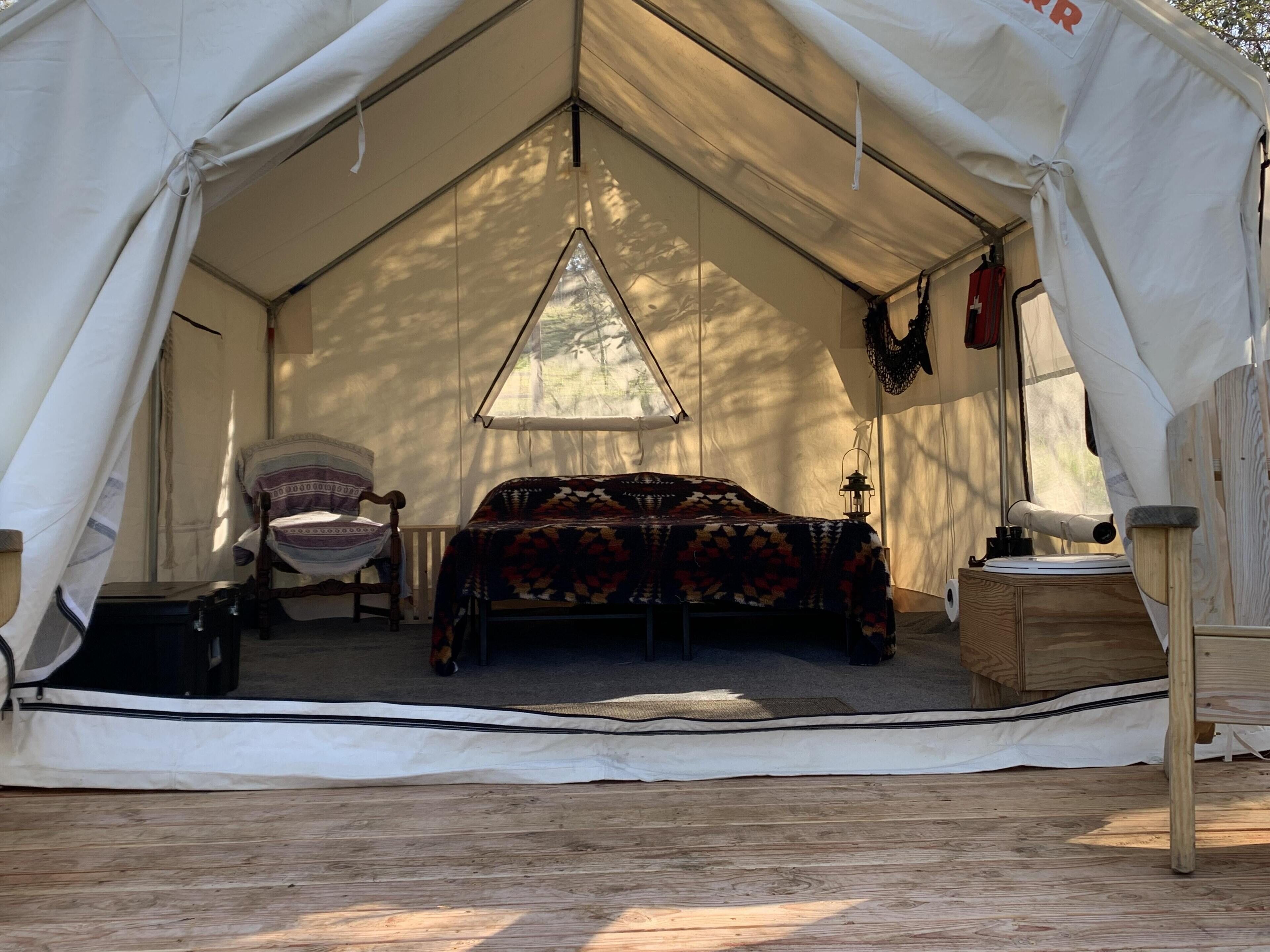 Tentrr Signature Site - The View Point~Come Catch the View!!