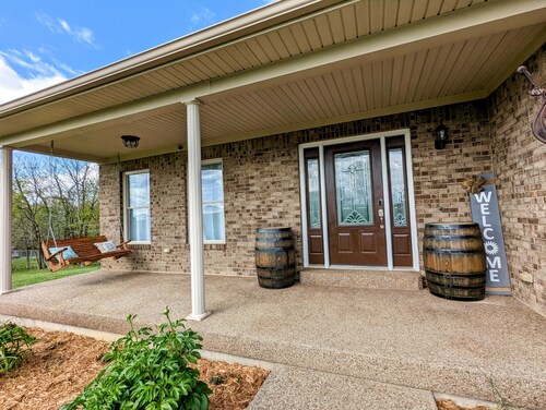 Relaxing 2800sf Countryside Bourbon Trail Home w/Game Room