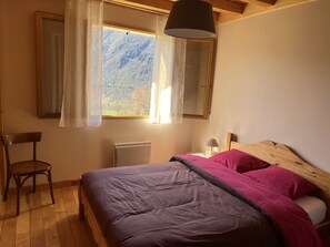 3 bedrooms, iron/ironing board, travel cot, WiFi - Maison à Camparan Proche de Saint-lary (Camparan)