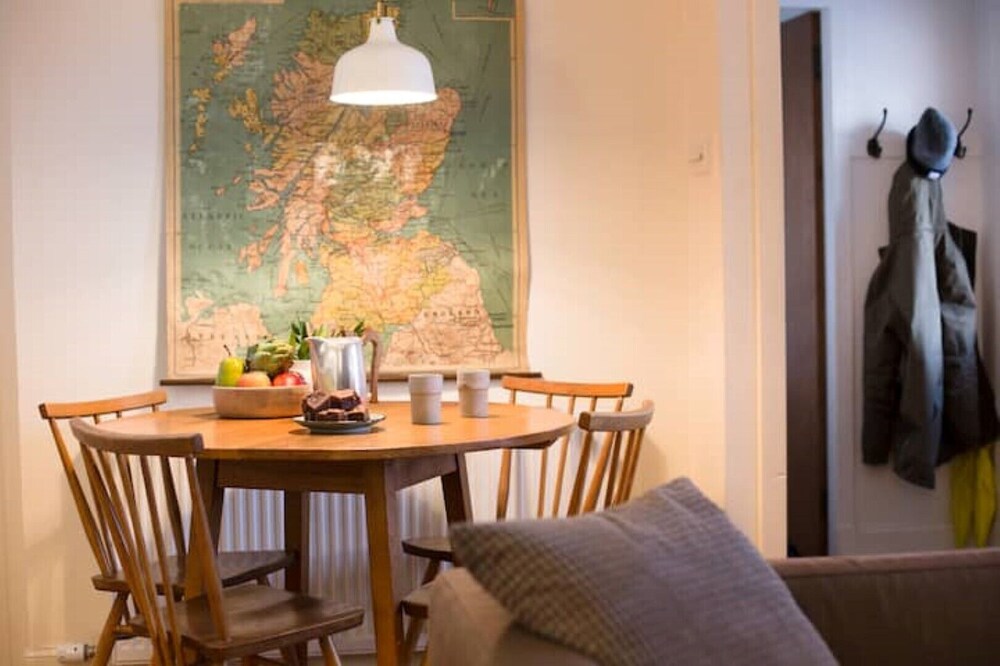 East Dell - a cosy woodland hideaway
