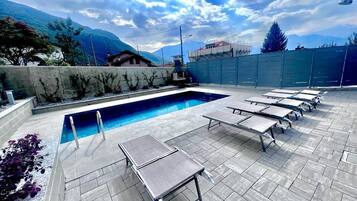Piscine extérieure