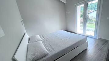 3 Schlafzimmer, BĂŒgeleisen/BĂŒgelbrett, Reisekinderbett, kostenloses WLAN