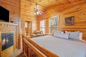 3 bedrooms, WiFi - Stunning Mountain Cabin w/ Hot tub (Gatlinburg)