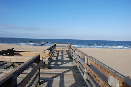 Apartment, 1 Bedroom | Beach | Beach nearby