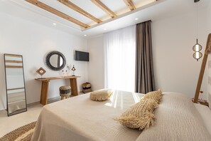 2 bedrooms, WiFi, bed sheets - Executive Suite, 2BR, with Private Pool and Sea View (Plaka)