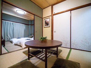 1 bedroom, iron/ironing board, WiFi, bed sheets - 3F Facing Skdytree/6min stn/Direct NRT&HND&Disney (Sumida City)