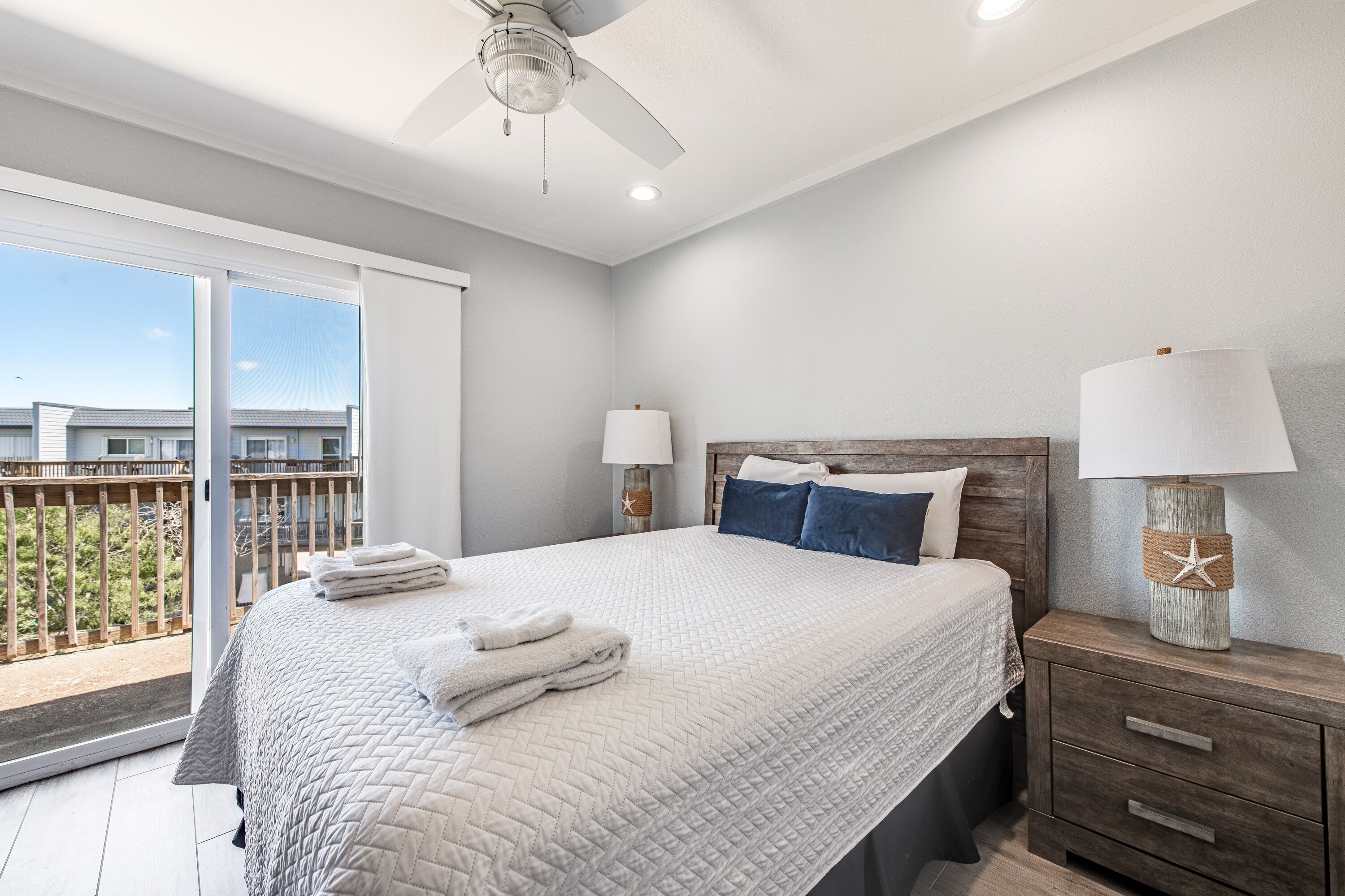 Bay Tree A 7/8 3 Bedroom Condo by Redawning