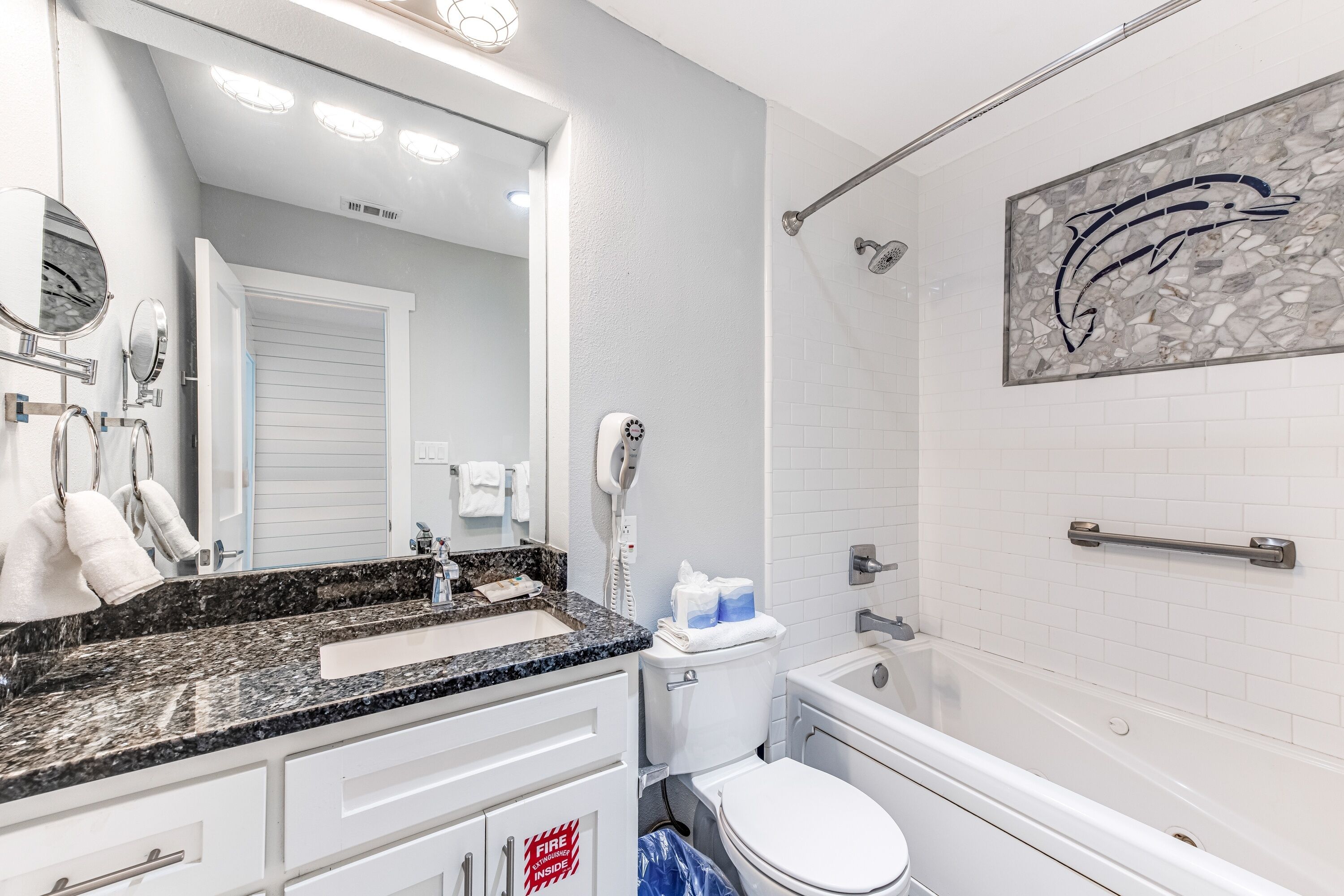 Bay Tree A 7/8 3 Bedroom Condo by Redawning