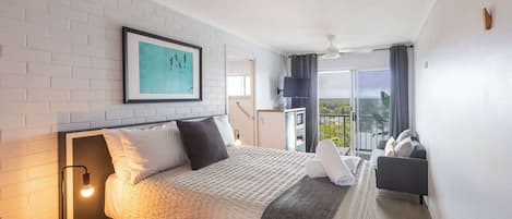 1 Schlafzimmer, Schreibtisch, Bügeleisen/Bügelbrett, WLAN