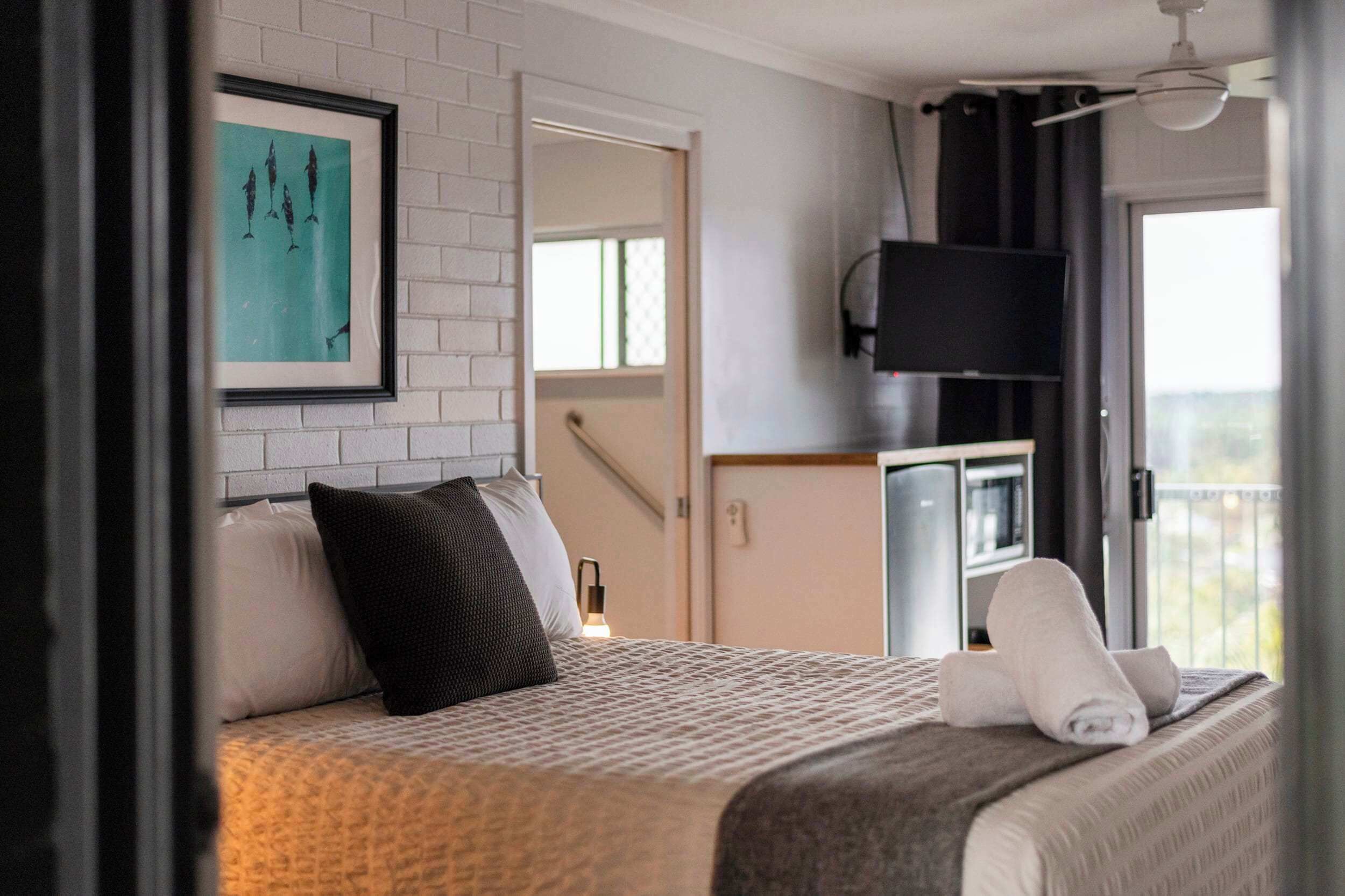 1 bedroom, desk, iron/ironing board, WiFi