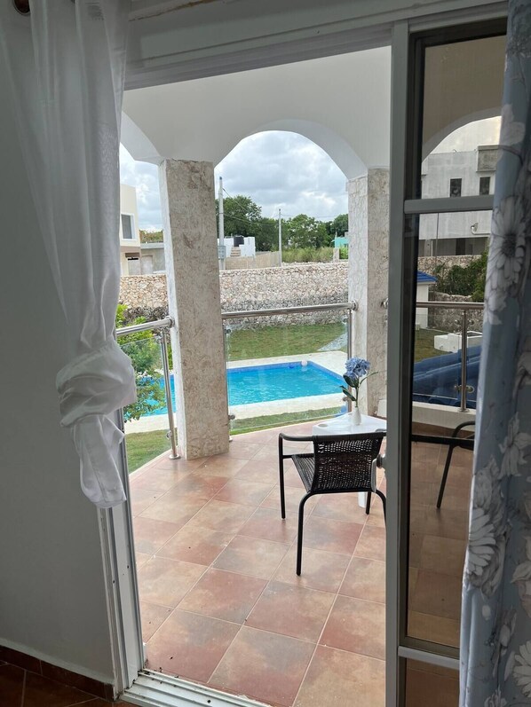 المنشأة من الداخل