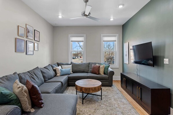 Télévision, espaces bureaux