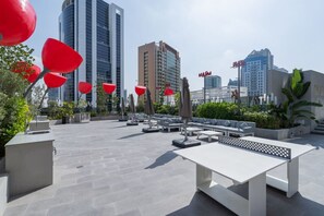 屋外ダイニングエリア