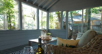 Blackjack House with King Bed! The Woodlands!