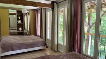 3 Schlafzimmer, Reisekinderbett, WLAN, Bettwäsche