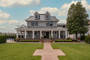 行政独立别墅, 4 间卧室 | 露台