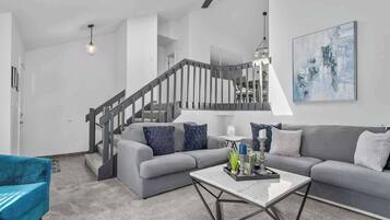 Televisión, chimenea