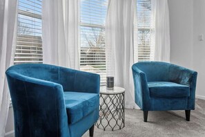 TV, fireplace - Spacious Olathe Home: Pool Table, WiFi & Theatre (Olathe)