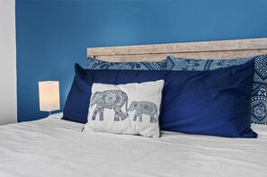 3 bedrooms, soundproofing, iron/ironing board, travel cot
