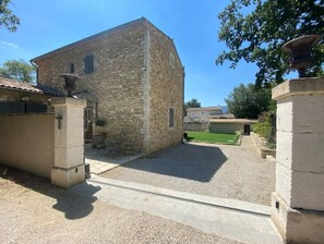 Exterior - Lou Luberon (Ménerbes)