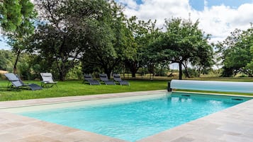 Piscine extérieure, piscine chauffée