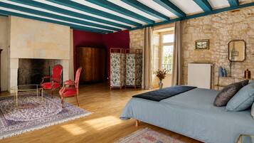 4 chambres, bureau, lit parapluie, Wi-Fi gratuit