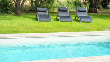 Piscine extérieure, piscine chauffée