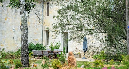 Manoir de Rousse - Villa de 320 m2 en campagne * Piscine Wifi Jardins *