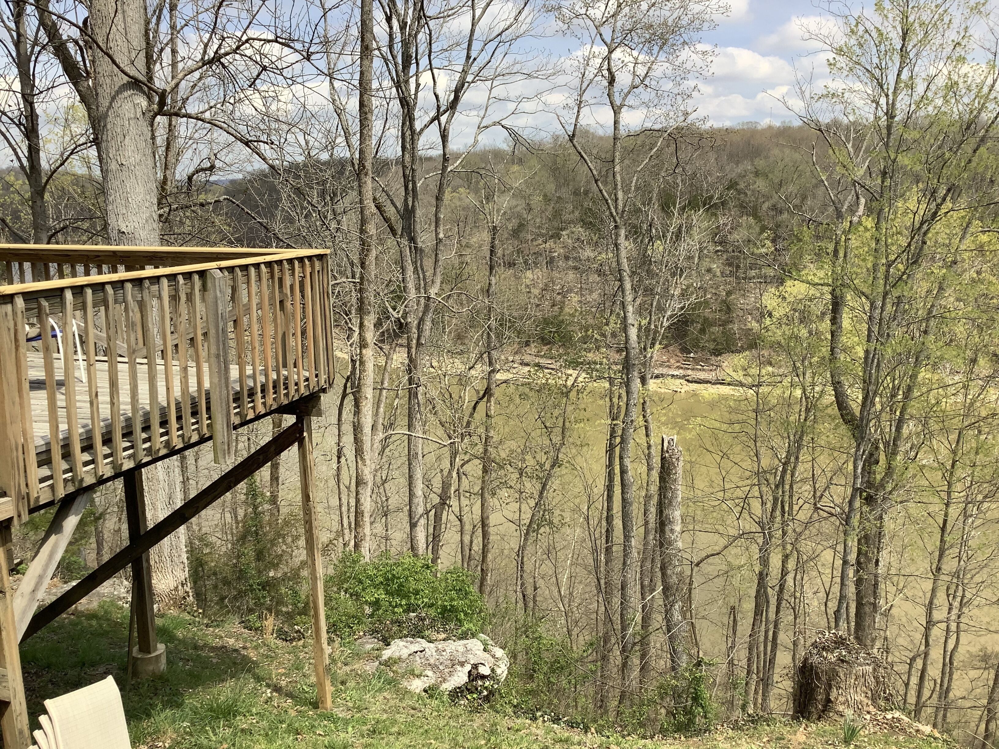 LAKE FRONT CABIN with Large Deck.