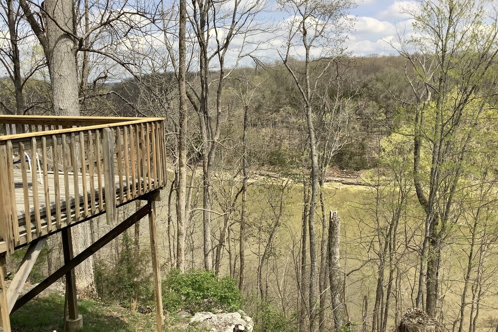 LAKE FRONT CABIN with Large Deck.