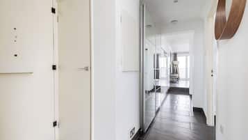 Apartment | Living area | 32-inch Smart TV with satellite channels, Netflix, streaming services