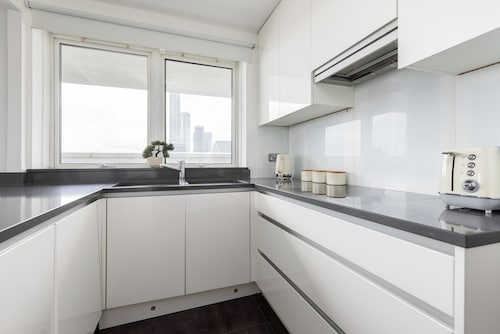 The Canary Wharf Collection