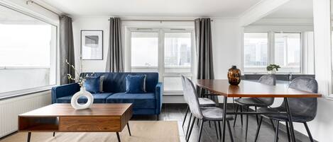 Apartment | Living area | 32-inch Smart TV with satellite channels, Netflix, streaming services