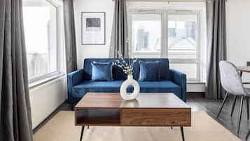 Apartment | Living area | 32-inch Smart TV with satellite channels, Netflix, streaming services