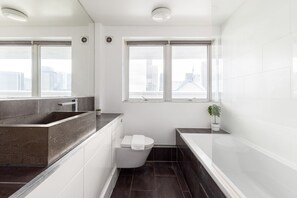 Departamento | Baño | Amenidades de baño gratuitas, secadora de cabello, toallas, jabón